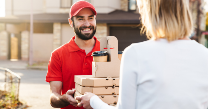 RIOgaleão inicia parceria com iFood